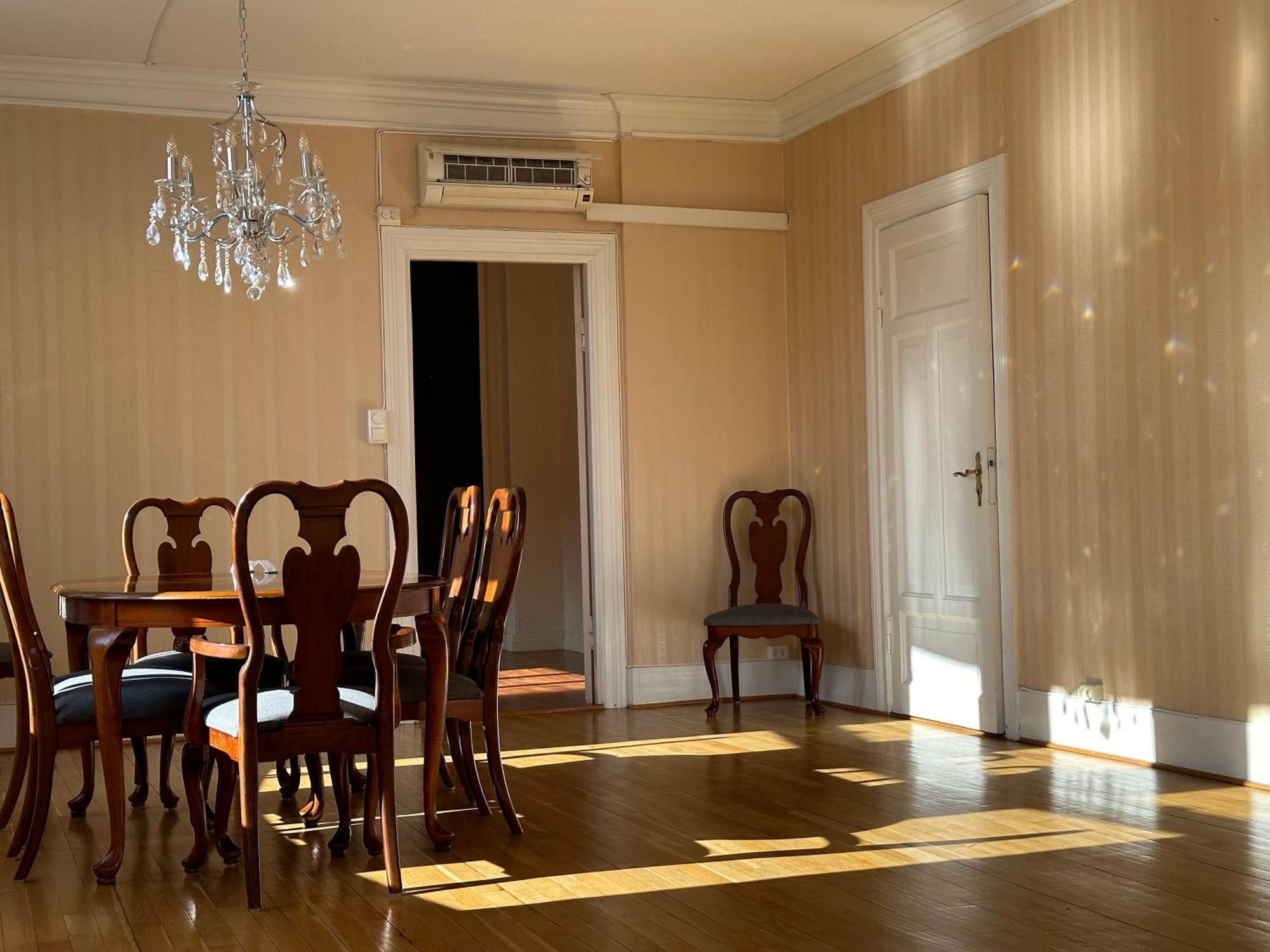 Stylish Big Jugend Art Nouveau Apartment With Balcony Heart Of Ålesund Exteriör bild