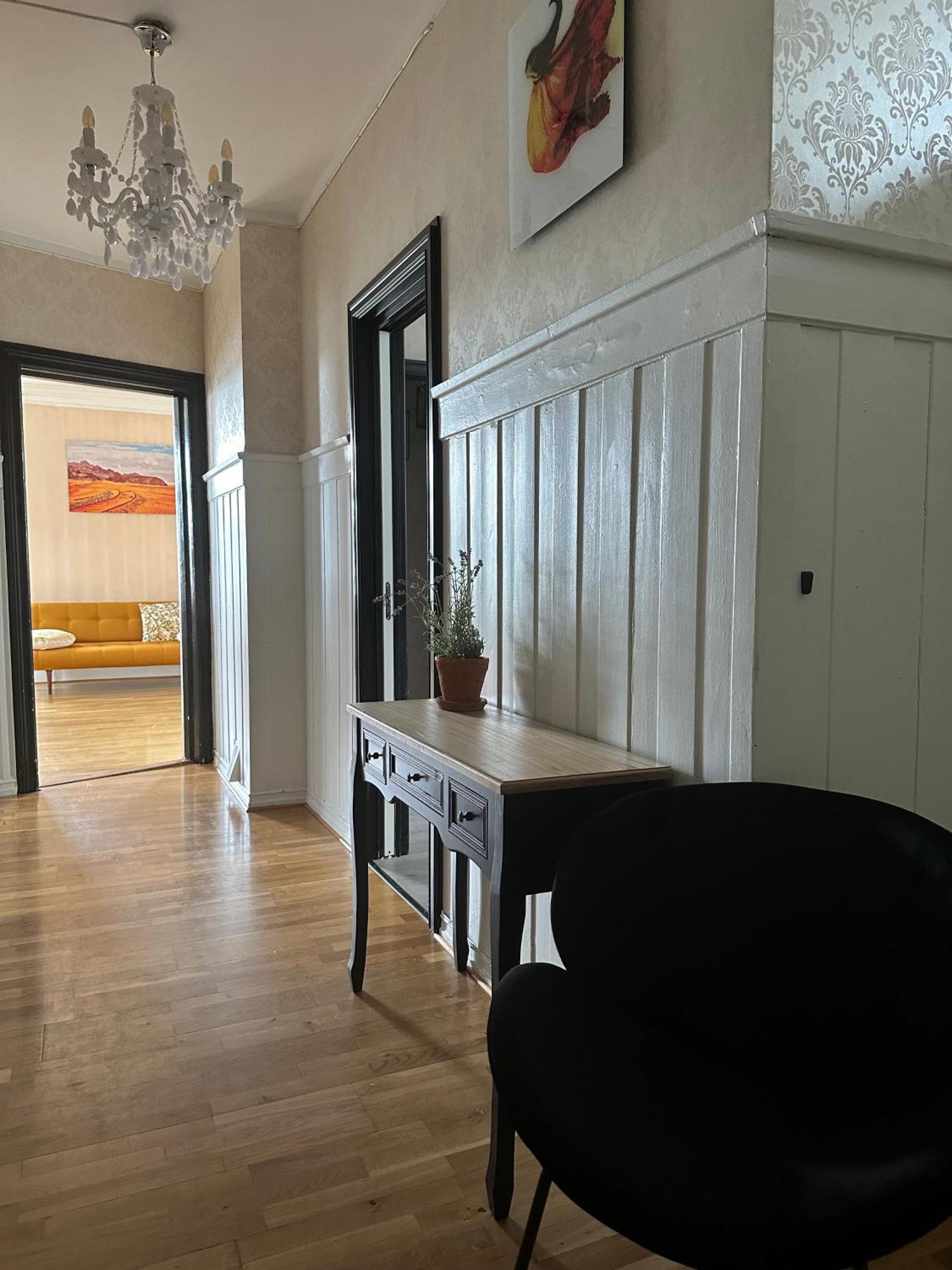 Stylish Big Jugend Art Nouveau Apartment With Balcony Heart Of Ålesund Exteriör bild